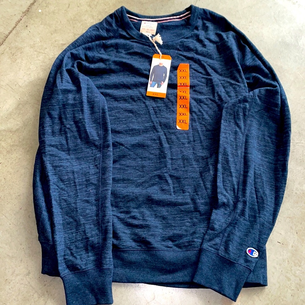 Men’s Champion long sleeve shirt